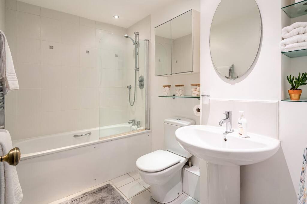 Stunning 4 Bedroom House In Central Bath Exterior foto